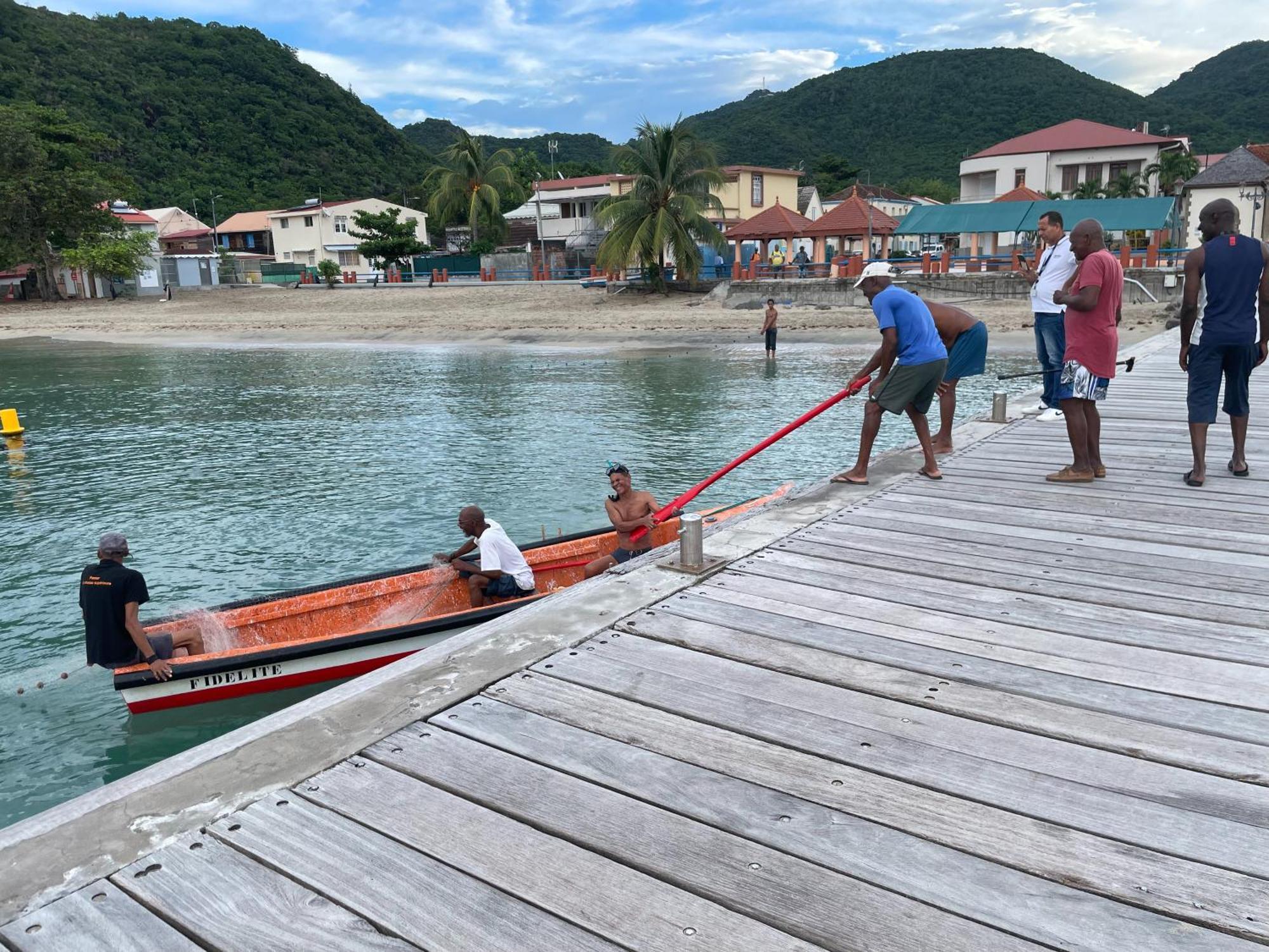 Bungalow "Doussin' Kreyol", Au Calme A 150M De La Plage Grande Anse Esterno foto